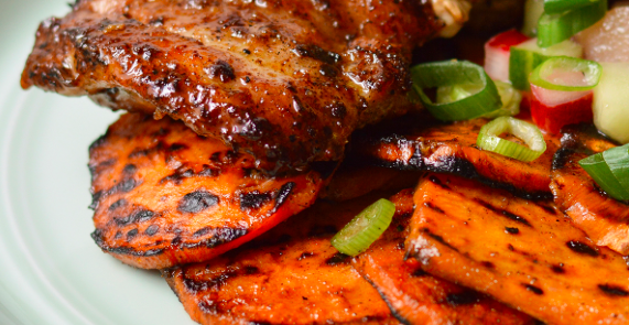 LoganProPharm's tweet image. Spicy Chicken Thighs with Rhubarb Salsa 😋
#HealthyDinner 

mygnp.com/spicy-chicken-…

#LoganProf #Pharmacy