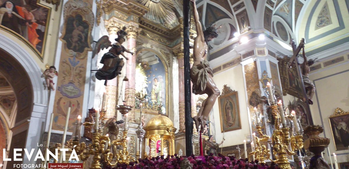 🔴 SEVILLA  - EN DIRECTO
 En el Santo Ángel los @ascdesamparados atrasan su decisión de salida hasta las 20.30 por inclemencias meteorológicas 

#LaLevantaweb #TDSCofrade #Sevillahoy #Cuaresma19