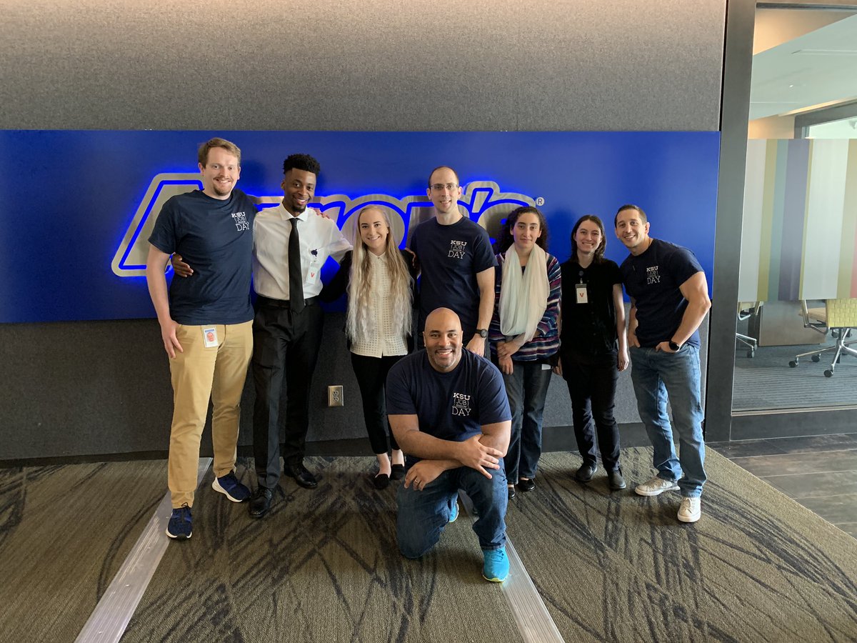 Aarons_Tech's tweet photo. It’s our last day of @ksucareers shadowing this spring break. The students and mentors learned a lot and we hope they keep in touch! Today’s group got to shadow #ecommerce #ecomm #sfcc #infosec #storesoftware #softwareengineering @billionayer https://t.co/NrJU3WyaK1