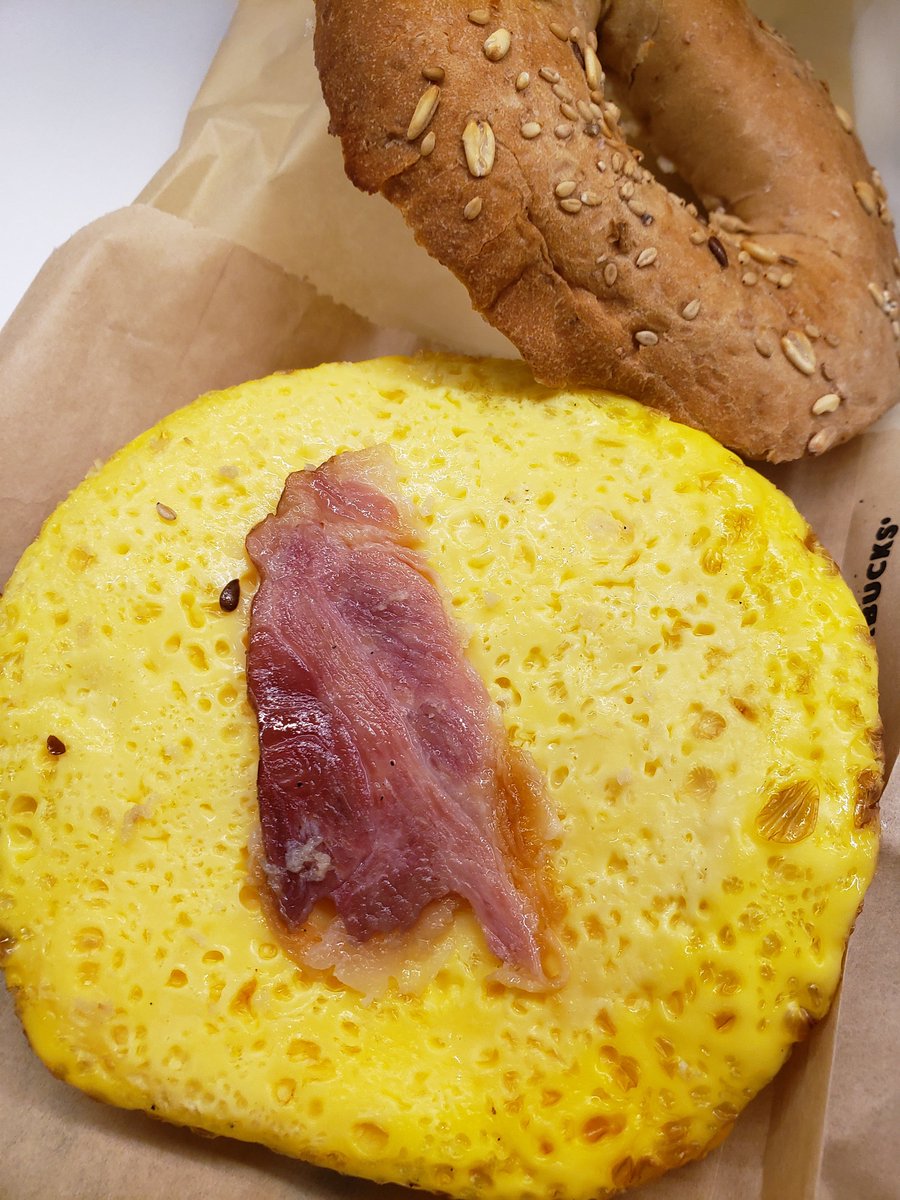 Luis Argerich (@lrargerich) on Twitter photo Está cara la Panceta <a href="/StarbucksAr/">Starbucks Argentina</a> ??? PodrĂan ser un poco menos HDP, $162 el Bagel y es una estafa.... Está cara la Panceta <a href="/StarbucksAr/">Starbucks Argentina</a> ??? PodrĂan ser un poco menos HDP, $162 el Bagel y es una estafa....