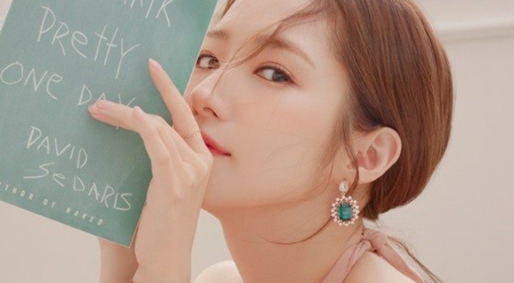 styleguideform's tweet image. Did you catch Park Min Young's elegant looks in '1st Look'?
#ParkMinYoung #1stLook #AprilIssue #Fashion
bit.ly/2OQTydK