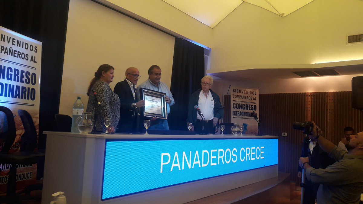 saul_x5's tweet photo. Panaderoscaba@hotmail.com con UPPA. en el Congreso de FAUPPA. https://t.co/RLBEvzq1K6