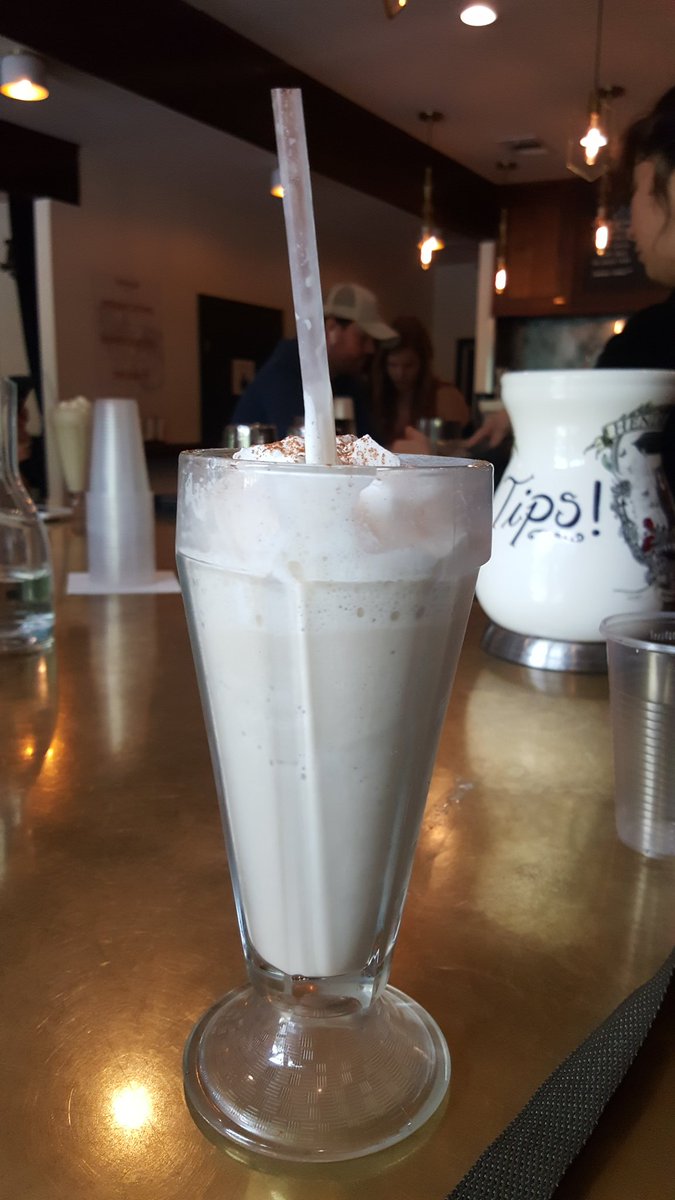 SomeKansasGirl's tweet photo. Horchata shake ♥️ #boozyicecream #prohibitioncreamery #austintx https://t.co/uoNGD3SLpy