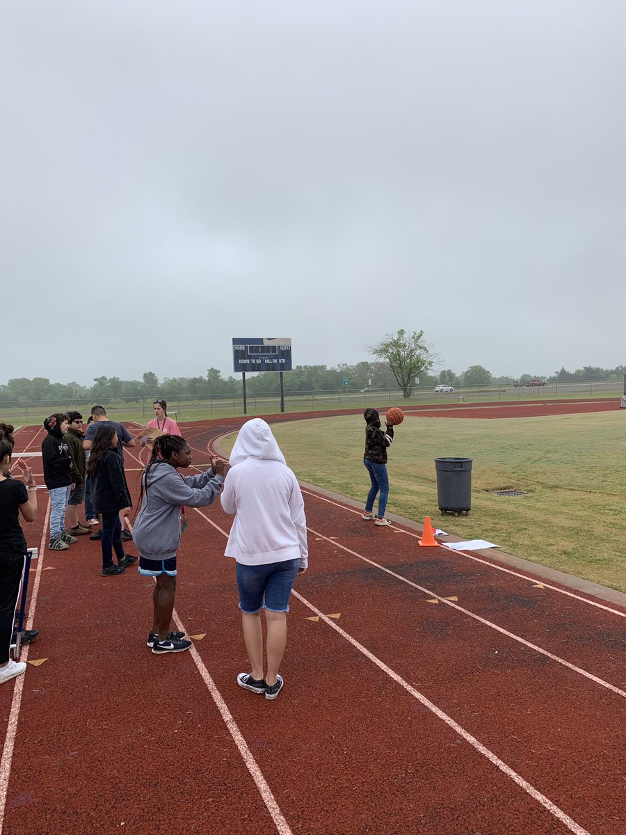 amlopez84's tweet photo. These scholars were enjoying field day #STAARreview #writing @DMStexans @kdevries11 @bisdambassador @brandi_morley https://t.co/SKGJeLLiaM