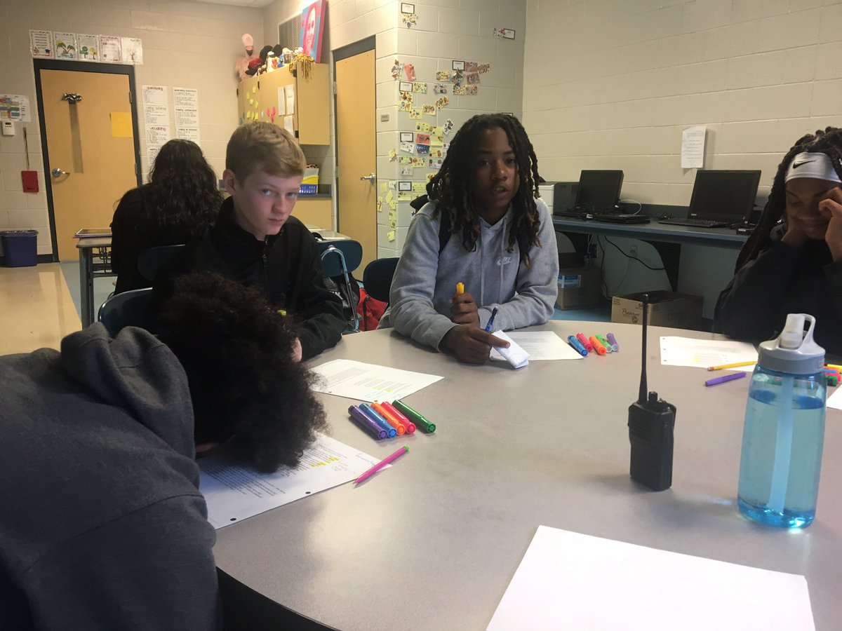 oms_mrs_beasley's tweet photo. It may be intervention, but we are still going to add rigor in preparation for TNReady. Highlighting evidence, unknown vocabulary, and end rhyme. #readingintervention #readingrti #readingmatters #champions #JUSTDOntquIT #thepowerofyet https://t.co/oItYIct2yn