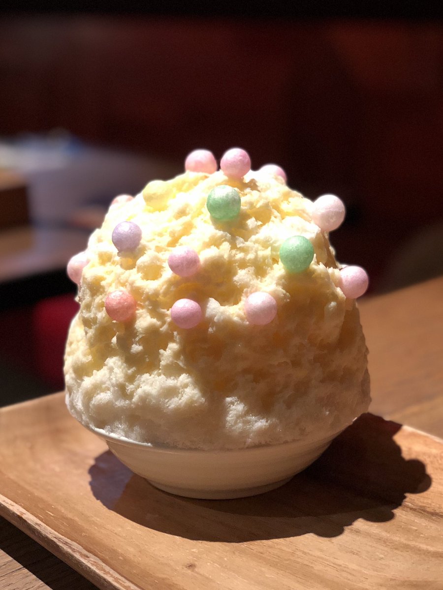 山路力也 銀座から六本木へ移動して Yelo 六本木で深夜１時のかき氷 この日から 始まった イースター と期間限定の アボカドマスカルポーネ うん 美味しかった 明日から本気出す