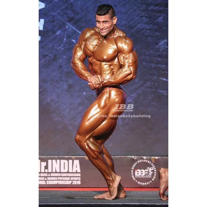 indianbodybuild's tweet photo. Anuj Kumar Taliyan @anujkumar403 at Mr. India 2019
#mrindia2019 #BodybuildingEvent #IndividualPosing #indianbodybuilder #IBB #IBBF #IndianBodybuilding https://t.co/rDIKUkgLGp
