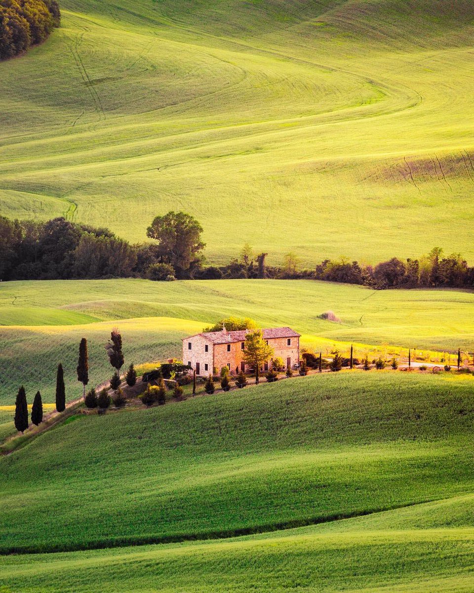 Il best of #igersitalia di oggi è di stefanotermanini
Oggi vi portiamo alla scoperta delle bellezze naturalistiche della Val D’Orcia Toscana, a #Pienza.
Per ammirare altre visioni suggestive come questa, seguite la community di igerssiena.
 #igerssiena #…