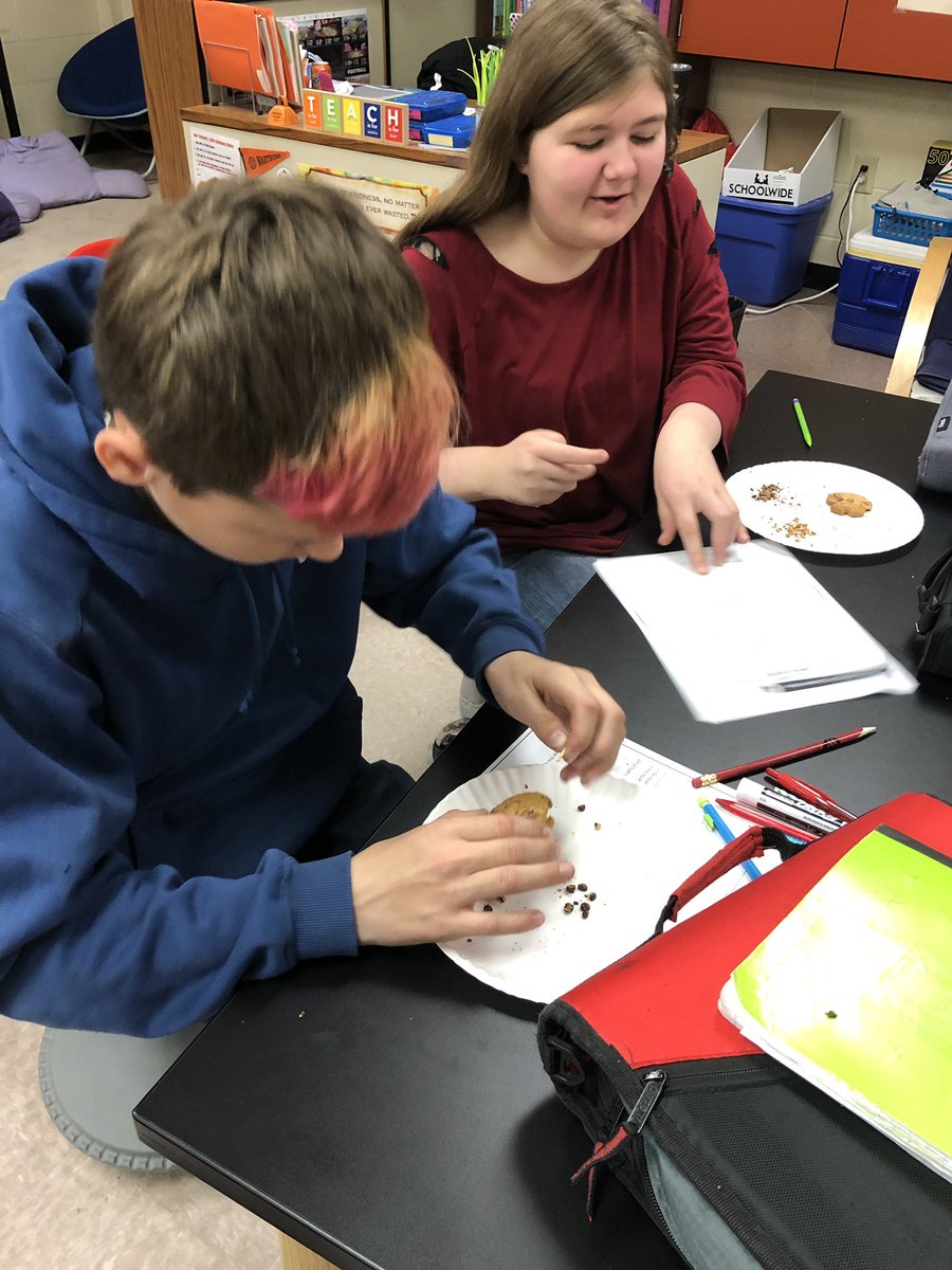 mrs_skillern's tweet photo. Today we learned about how mining fossil fuels impacts the environment and its inhabitants! πβ #WeAreGrinnell #sis6sci #GMSsci @TigersGms @charrold48 https://t.co/1e9hd9GcV0