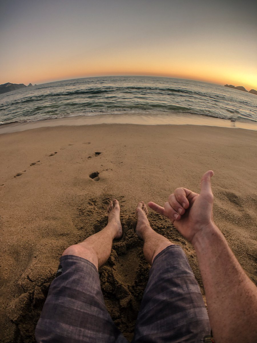 hitcase's tweet image. Have a good weekend boys and girls.

Photo: Paddy Mack // SuperWide Lens

#iphonelens #iphoneography #hitcase #FridayFeeling