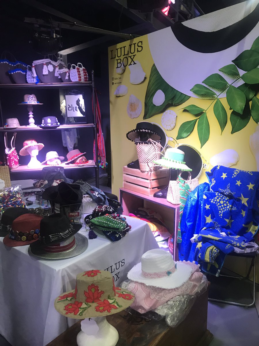 ShadaElsharif's tweet photo. Impressive line up of #creative #local designs at #Dezain! @ZainJo @EUinJordan @AndreaFontanaEU #JO #lovejo #design #innovation #golocal #Jordan https://t.co/4CnQqJ5QDZ