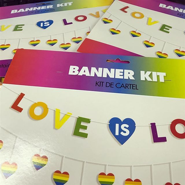 htfps's tweet image. New on the site! 🏳️‍🌈💖 #linkinbio #loveislove #lgbt #doubletap #love #cute #rainbow bit.ly/2TYpmhJ