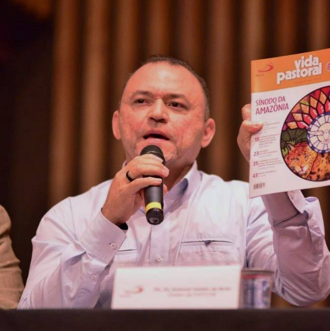 fapcom's tweet photo. Confira as fotos do II Encontro Regional Centro-Sul da #ABCiber: https://t.co/l2NoLyfZAz https://t.co/QWVO0CcLS3