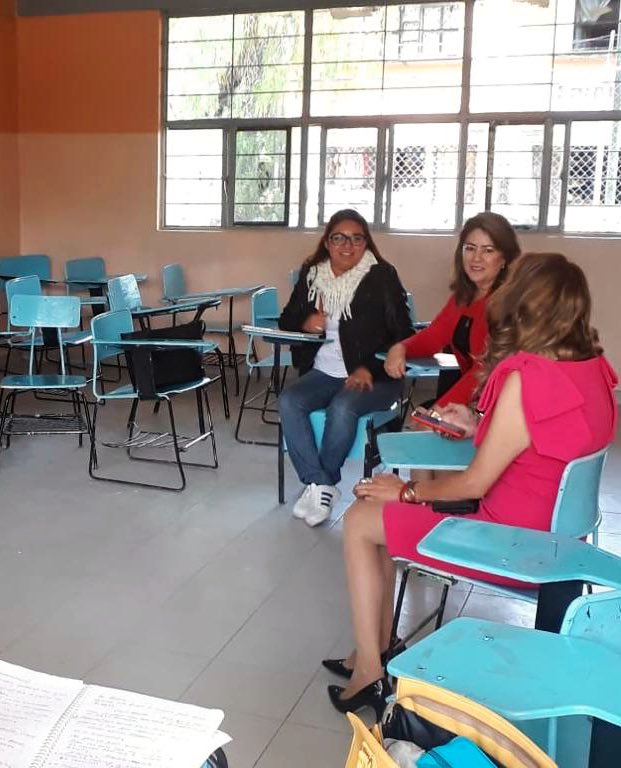 ManuelVidalesS's tweet image. Compartan estrategias para lograr que en sus escuelas todos los adolescentes ejerzan su derecho de aprender. || Zona Escolar No. 17. Secundarias Generales, Escuela Secundaria Moisés Sáenz, Huichapan 
#CTEHidalgo #EducaciónEnHidalgo #FamiliaSEPH #EducarEsCrecerContigo