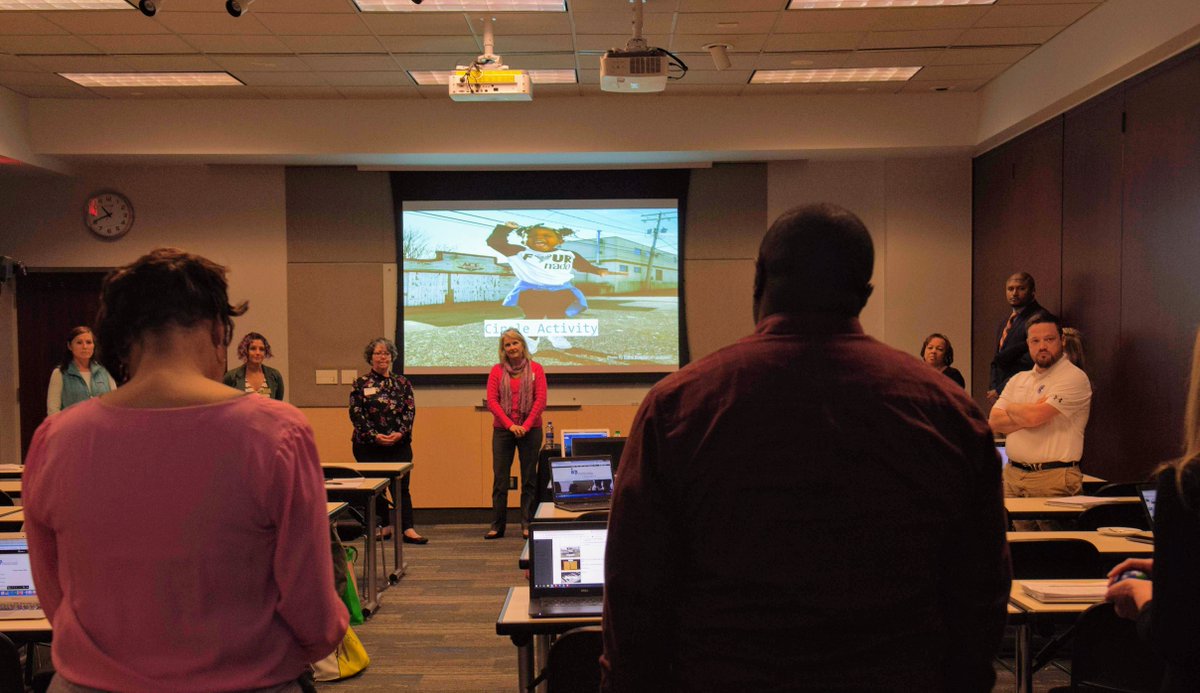 InterveneQueen's tweet image. Let me tell you about the power of a circle!  #RestorativePractices #iirp #LearningConference2019