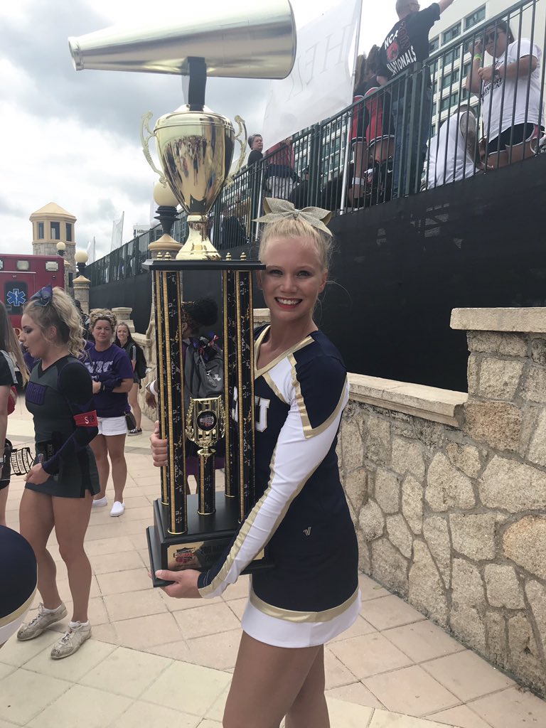 jordanezell_'s tweet photo. YA GIRL IS A 4X NATIONAL CHAMPION😭 https://t.co/ZhunUGsXjj