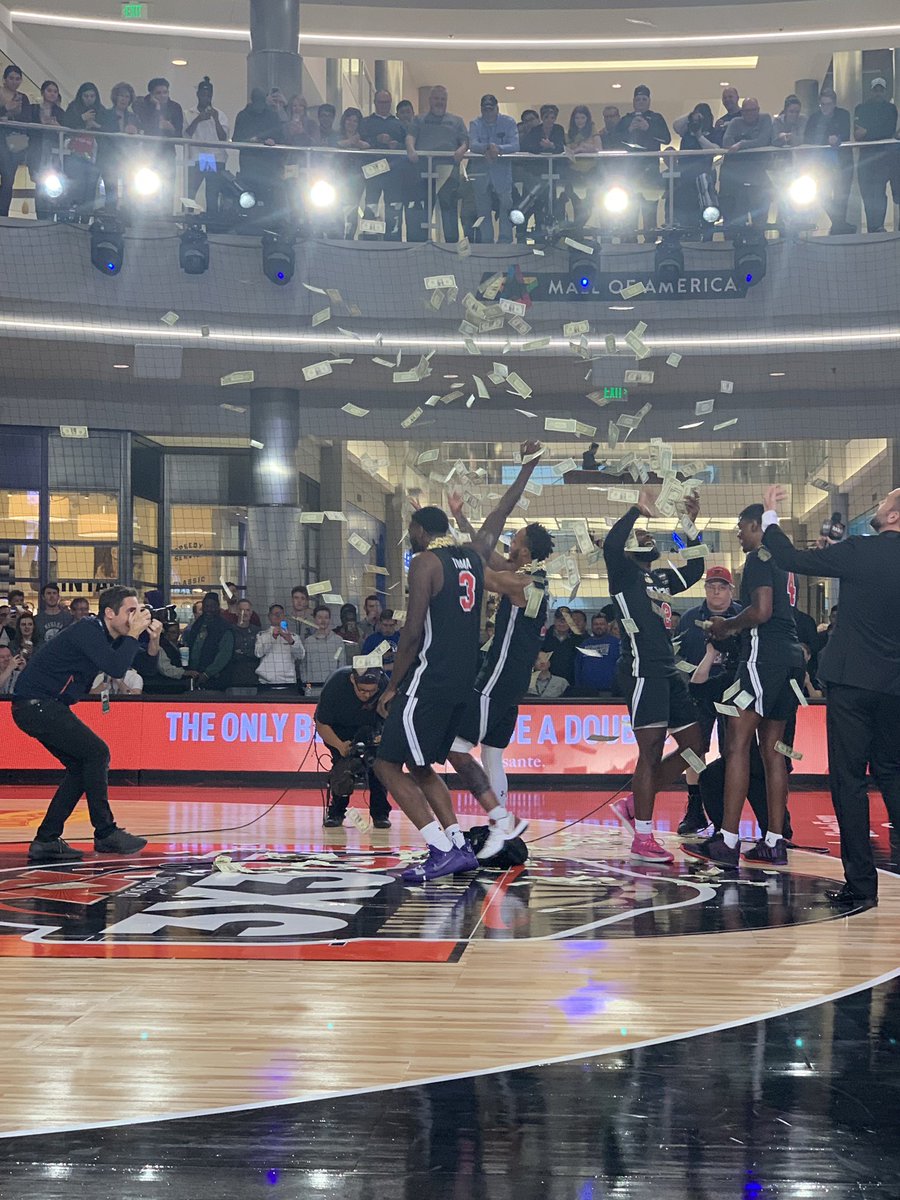 sbenny35's tweet photo. It’s @3X3UHoops weekend!!! #oepmvp @oldelpaso https://t.co/GIsEOfP0x0