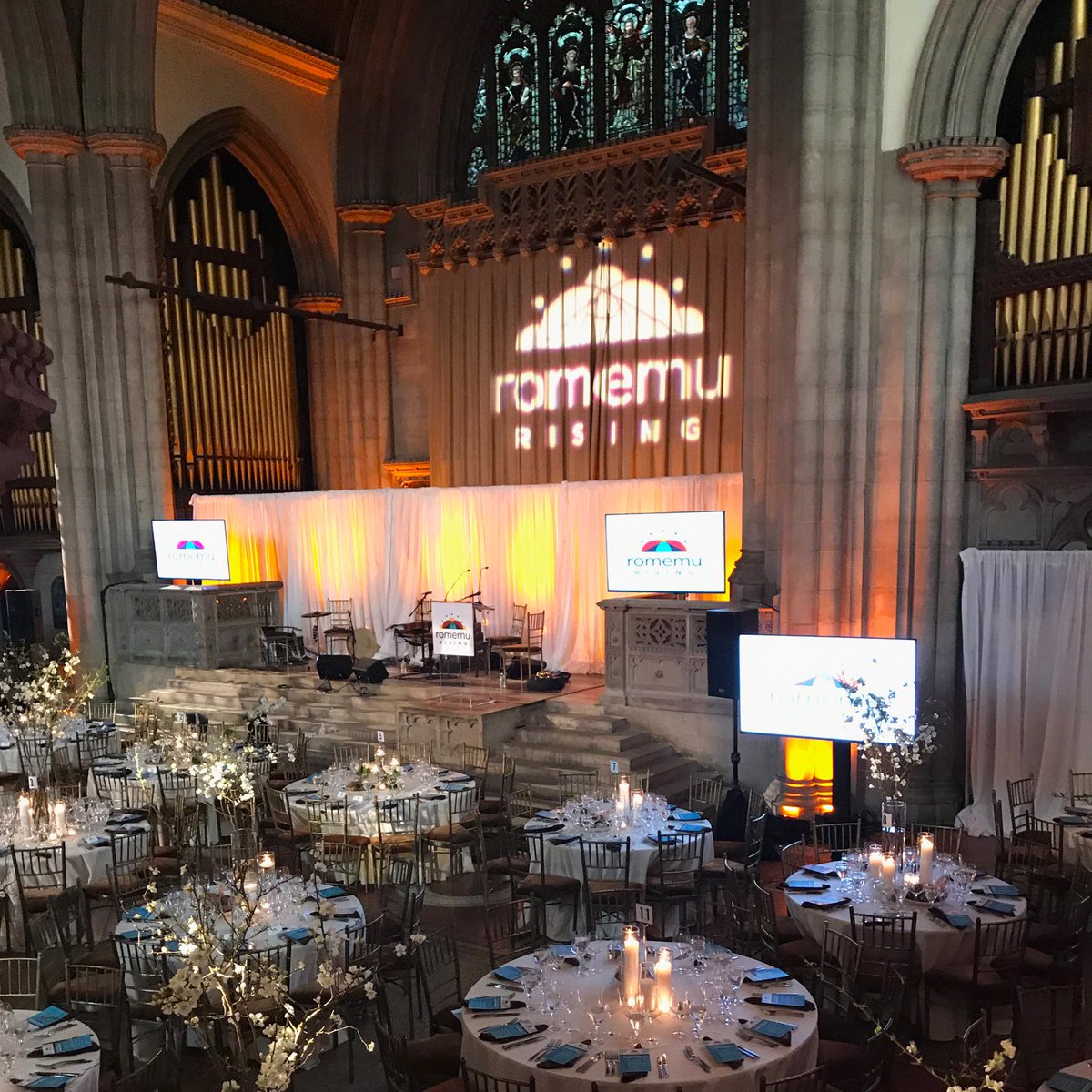 MMEink's tweet photo. We were happy to partner with @romemu for their 2019 Romemu Benefit yesterday at Landmark on the Park. Take a look at a few pictures from the event. #romemu #landmarkonthepark #nyc #nycevents #events #eventspace #eventvenue #eventplanning #eventmanagement https://t.co/weH4Gjt8Bg
