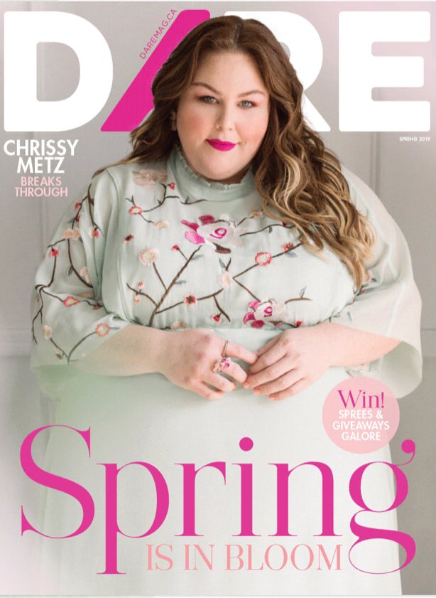 LiisOnLife's tweet photo. I’m checking out the latest issue of @daremagca and are you kidding me with the awesomeness that is @ChrissyMetz rocking the cover  with @chubstr @ZachMiko @Theprepguy &amp; other amazing individuals in this issue? LOVE! https://t.co/jrV1wHEYZW https://t.co/Ax1CVl93CM