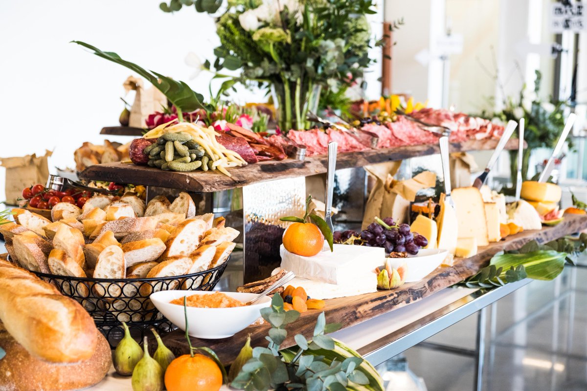 As a proud supporter of the annual <a href="/SenecaCollege/">senecacollege</a> INSPIRED SPACES Student Design Showcase, we had an incredible time serving attendees a refreshing display of charcuterie, along with other guest favourites such as our Pork Belly Slider. View album here: bit.ly/2IhkJxg