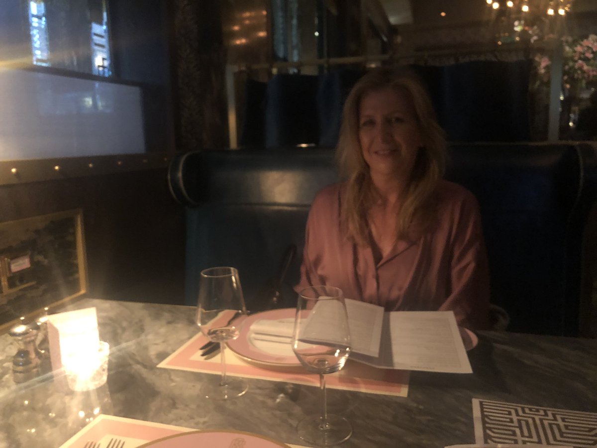 heavenskincare's tweet photo. My friend #traceyTaylor I’ve traveled the world with her husbands band #DuranDuran still so nice to catch up @bobbobricard @bobbob https://t.co/Fdy1qsr7GC