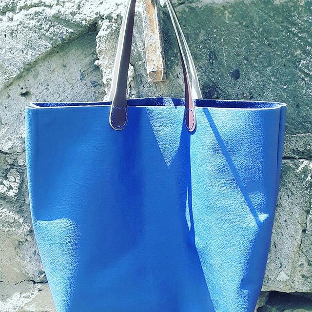 Beautiful Tote soft leather bag for every occasion #softleather #napaleather #leatherbags #leatherlove #totebag #cutebags #ladylove #ladybags #awesome2019 #2019bags

📸 instagram.com/p/Bv4rRuPlqit/ via tweet.photo