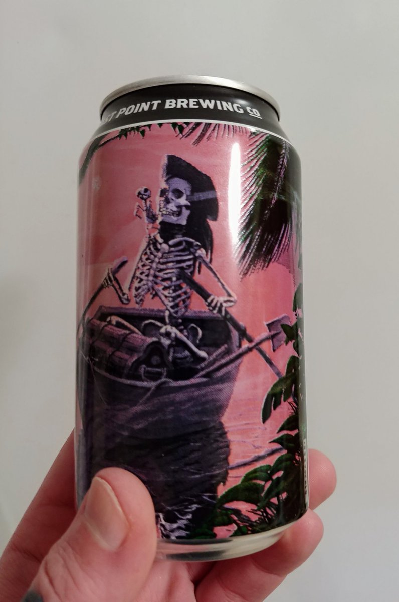 Happy Friday #FridayFun #beeroclock #Craftbeer <a href="/BallastPoint/">Ballast Point Beer</a>