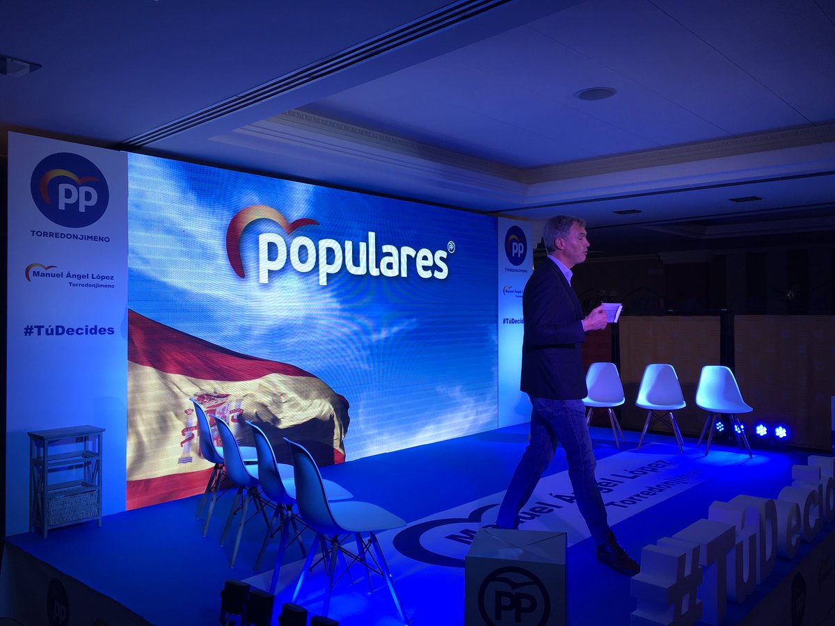 AmazingJaen's tweet photo. Presentación de la candidatura del Partido Popular de Torredonjimeno. #TuDecides https://t.co/KaUJI9tvrR