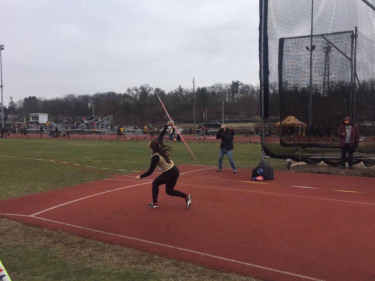 WMU_TFXC's tweet photo. Audrey Oswald throws a new PR of 148’ 11” (45.40m) to win the javelin! https://t.co/16Cc0mzIIN