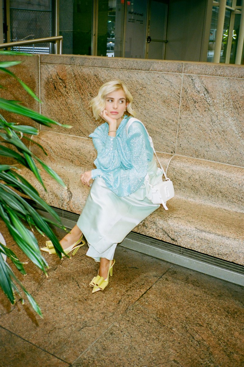 marcjacobs's tweet photo. Xenia Adonts with THE SNAPSHOT MARC JACOBS in White Monochrome ☁️ Photographed by Cobey Arner #MJSnapshot #MJSS19 https://t.co/S9MYZJyscL