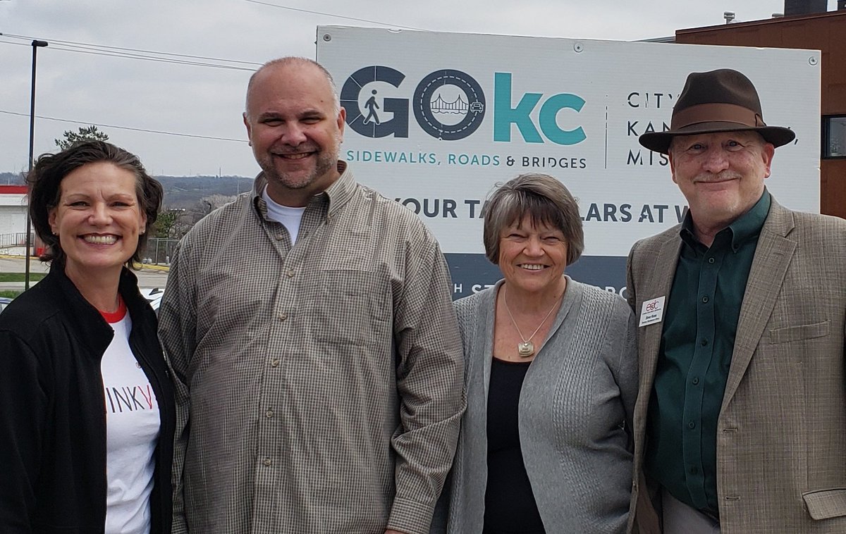 MartinCityMO's tweet image. Shoutout to all the Martin City CID businesses, @KCMOPlanning, @mcmanuskc @Scott_TaylorKC @vwolgast @SouthKCChamber, @ThinkViralKC, JMFahey Construction &amp;amp; @EDCKC for your relentless efforts to move our 135th Street project forward! 🙌