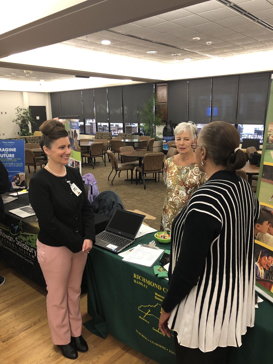 UC_Dir's tweet photo. @UNCPBraveNation was quite impressive today at the @UNCPCareerCtr Ed Fair in the @UNCP_UC Making the most of every opportunities. @uncpembroke #BraveNation https://t.co/SqHX1c61BW