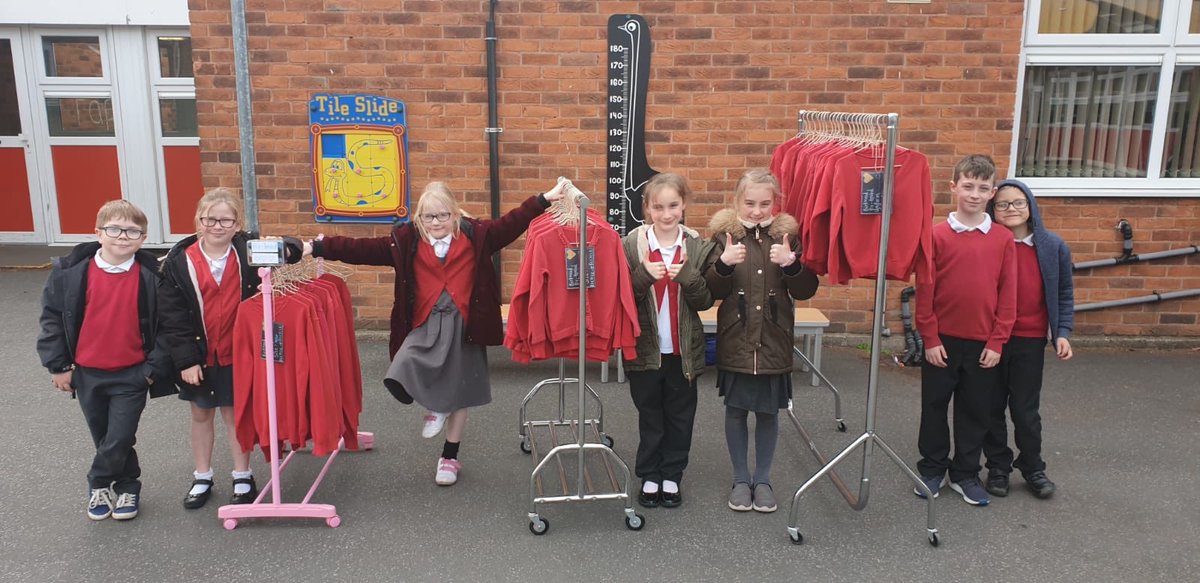 BirkwoodPrimary's tweet image. Our 1st ever pre loved uniform shop was a great success! Thanks for your support #incrediblecommunity ❤ #recycle #earthmatters 🌍 1 of 2