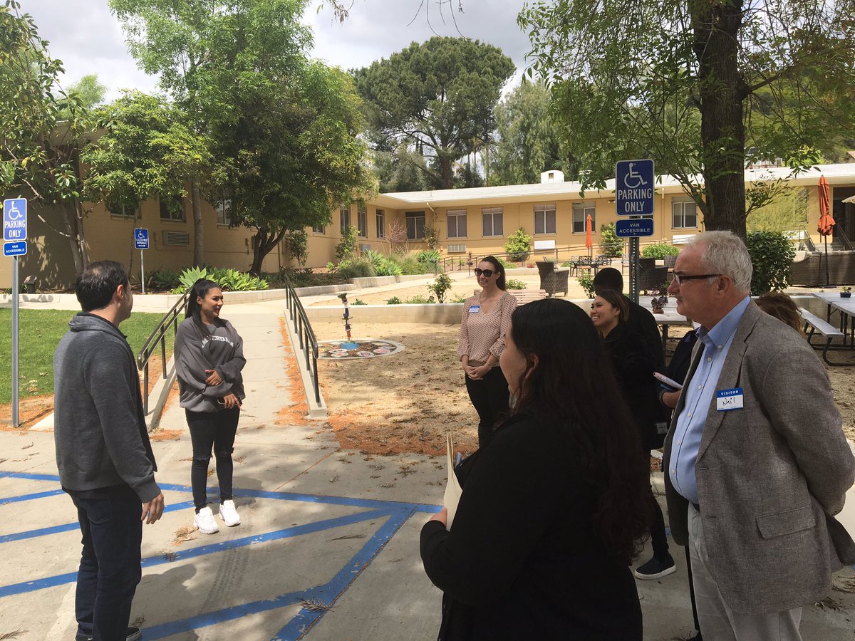Celsran's tweet photo. And the tour continues the HSA students at the second employer Tierra del Sol lots of green and open space and farm animals @LACOEGAIN_Noemi @LACOEGAINSFV @LACOEGAIN_Steve @LACOE_DavidMan @lacoegainstt https://t.co/069z9RXr6u