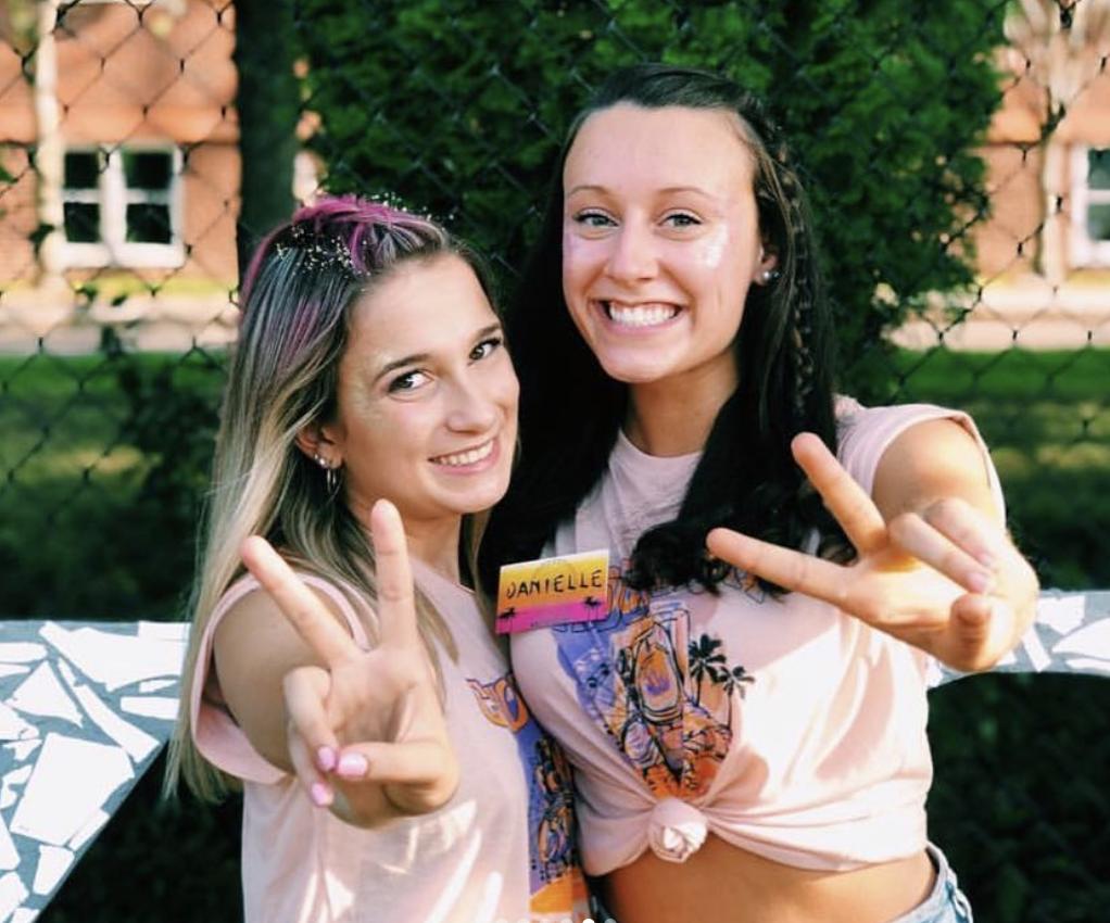 QU_ChiOmega's tweet image. Today marks 124 years of Chi Omega! We are so thankful for our sisters near &amp;amp; far, today and every day!