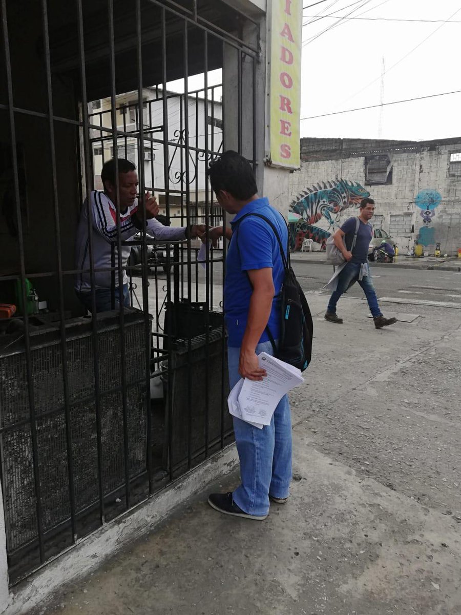 La Subdirección de Control de Edificaciones, Uso de Suelo y Urbanizaciones sigue entregando los usos de suelo, para dar a conocer las actividades comerciales que existen en los sectores. En esta ocasión se recorrieron las calles Cuenca, 4 de Noviembre y Federico Goding.