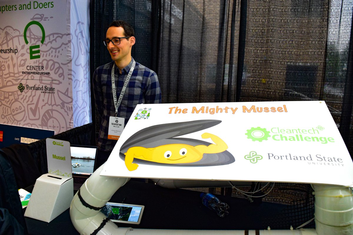 MaseehCollege's tweet photo. Our students are INCREDIBLE. Creating devices for fighting fires, converting gas engines to hydrogen engines, clean air on-the-go, living windows to grow plants, and device clean plastic from oceans and rivers. @tfnw #tfnw19 #tech #cleantechchallenge @MMEpdx @EcePdx https://t.co/sdXmY9twYa
