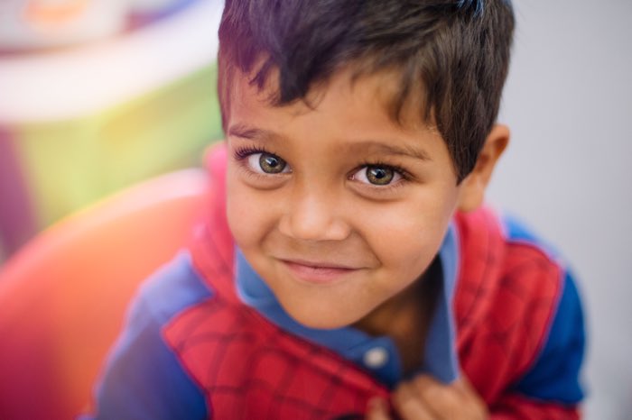 strongispretty's tweet photo. “I like superheroes because they
are cool and have awesome
powers. Just like them, I am
strong and I pretend to fly.” – Bodhi, Age 5 💪🏻⚡️ #HeartOfABoy #BoyStrong https://t.co/IF20F6q6zn