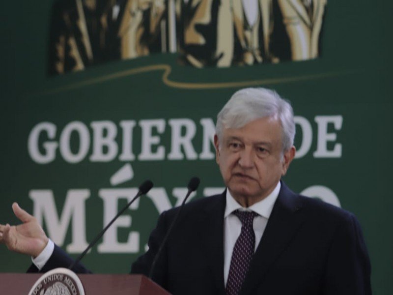 Meganoticias's tweet photo. De visita en Jalisco, el presidente Andrés Manuel López Obrador confirmó que será un militar en activo quien esté al frente de la Guardia Nacional. https://t.co/VgPoMc8ANZ

💻 Más en https://t.co/IZa2wxCYyC https://t.co/uFCEkbNlZq