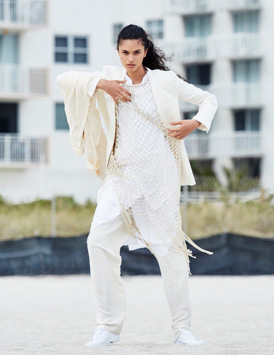 I’ve been so inspired by @nonstop12 and his crazy glides and waves that i’d love to think that Aira Ferreira @airafn_ 🇧🇷  @suprememgmt looks like she’s frozen doing one of those moves for @elle_italia @ellearoundtheworld Editor @camillarolla Makeup @elienmaalouf Hair <a href="/leongorman/">Leon Gorman</a>