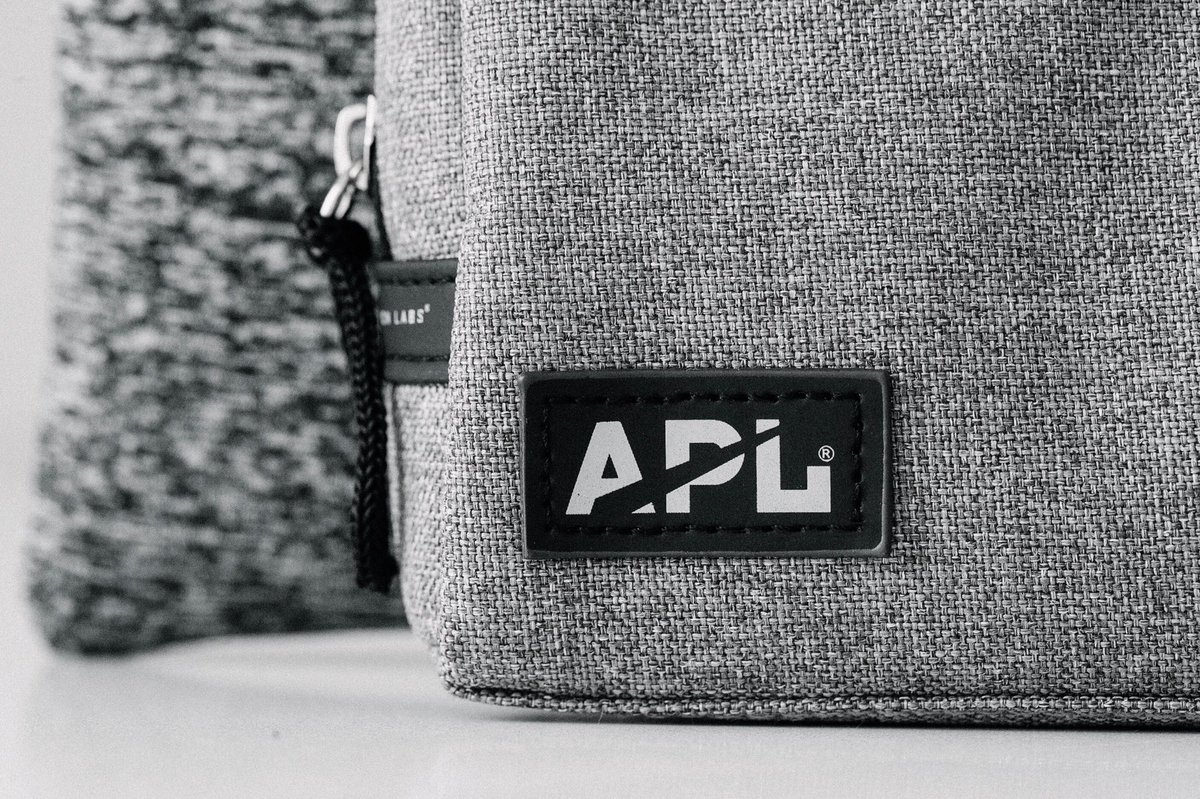 AdamGoldston's tweet image. A key pillar of APL is travel...meaning we want to be apart of your journey no matter where it takes you...today we became the official on-board amenities kits for business &amp;amp; first class on American Airlines (@AmericanAir) &amp;amp; I couldn’t be more  proud of our APL team