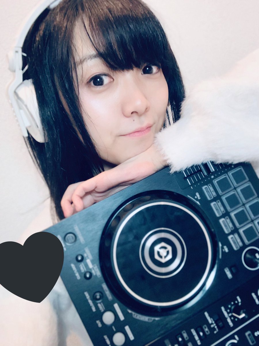 西尾夕香 Djイベント おーばーさんじゅう ありがとうございましたー 30歳以上の女性声優曲限定ということで ずっとかけたかった曲いろいろかけたぞーーー わーいたーのしーー そして西尾夕香 初のイベントでした ふおおおお さんじゅう