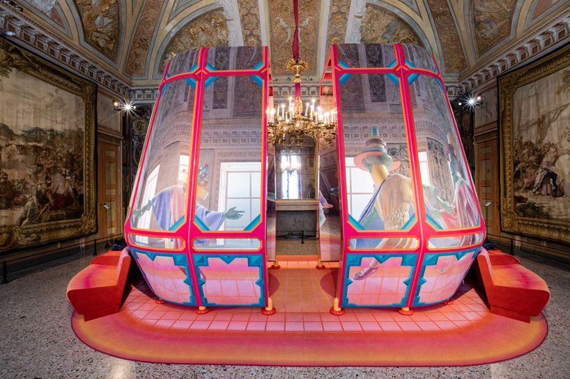 designboom's tweet photo. alcantara stages de/code exhibition in the tapestry rooms of milan's royal palace
https://t.co/0BztiVlKzl https://t.co/P1GrPx4jXM