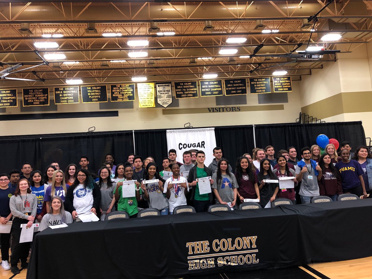 TheColonyHS's tweet photo. TCHS Academic Signing to their college!  Way to go Seniors #thistimeisOURtime ⁦@TheColonyHS⁩ ⁦@TheColonyAVID⁩ https://t.co/x1869AsdqL