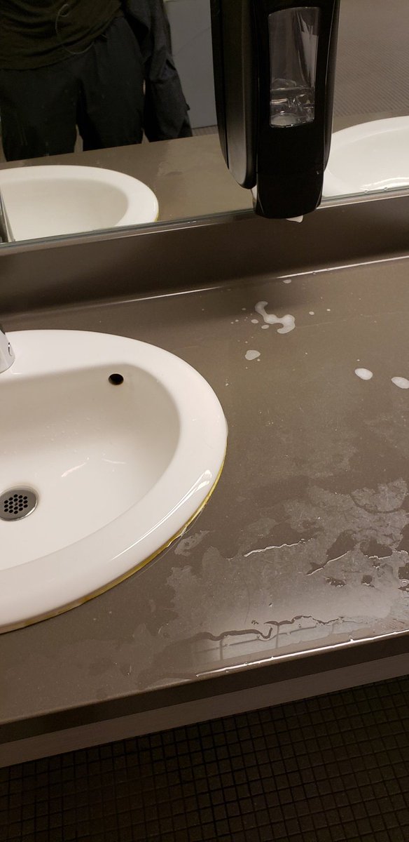 joeferraro17's tweet photo. Y'all who voted water, soap, scrub are straight up savages and are the reason bathroom counters look like this https://t.co/2vwtvo2nEr