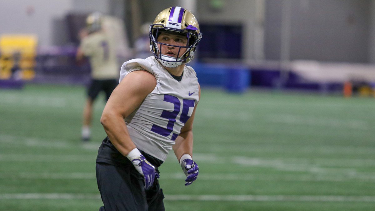 KimGrinolds's tweet photo. Today's shout out to walk-on LB @BenHines3 @UW_Football @CoachGregoryUW @CoachLakeUDUB @CoachK_UW https://t.co/DmRubSa1I4