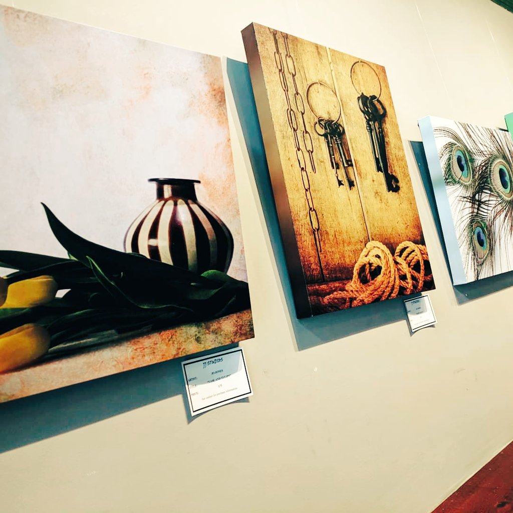 ksvrfm's tweet image. One of the highlights from the First Art Walk in #MountVernon this week! @BreakingSkagit @SkagitKID @Skagit_ArtMusic #ksvrfm #skagitart #skagitartists #localartist