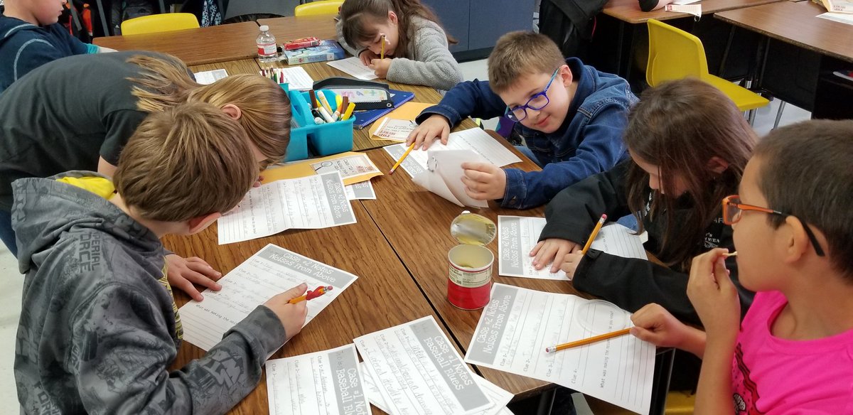 HerffElemIC's tweet photo. #3rdistheWORD @CuringtonElem #SetTheStageToEngage today as we read carefully to make deep inferences, solve @GoogleForEdu digital locks, and decode riddles in our #InferenceDetecticeChallenge. #readersareleaders #cesamazingadventure @BoerneISD https://t.co/OMWq7ItFQS