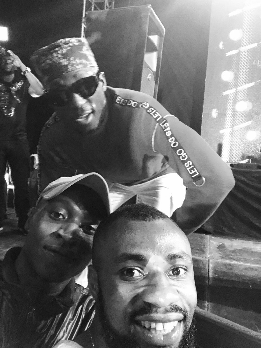 Frontlight2's tweet image. That spinal and my G