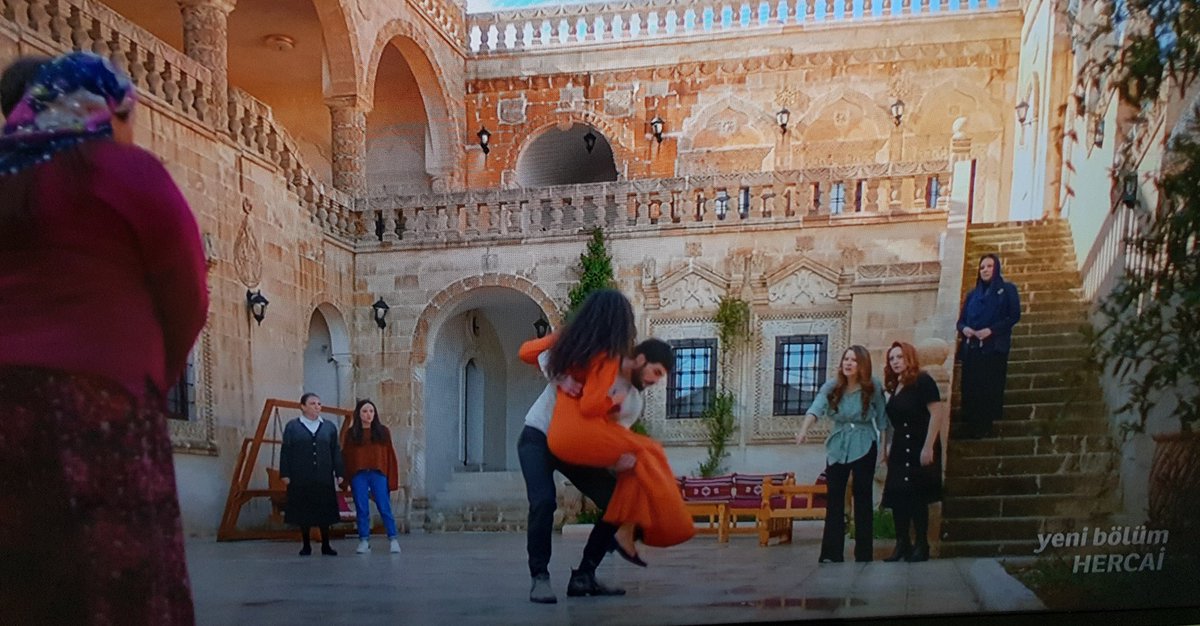Miran Ağam taymımı ikiye bölcen yine 😂😂😂 #Hercai  #intikamuğruna